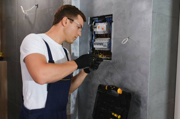 Best Commercial Electrician Services  in Pine Lawn, MO